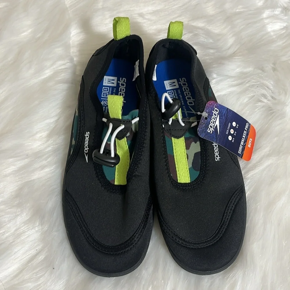 NWT Speedo Boys Black Green Water Shoes